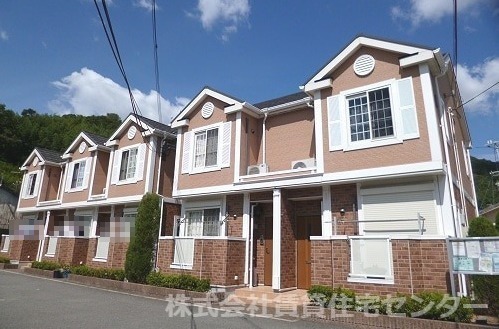 海南駅より徒歩10分 築21年2ヶ月 2階建の賃貸物件