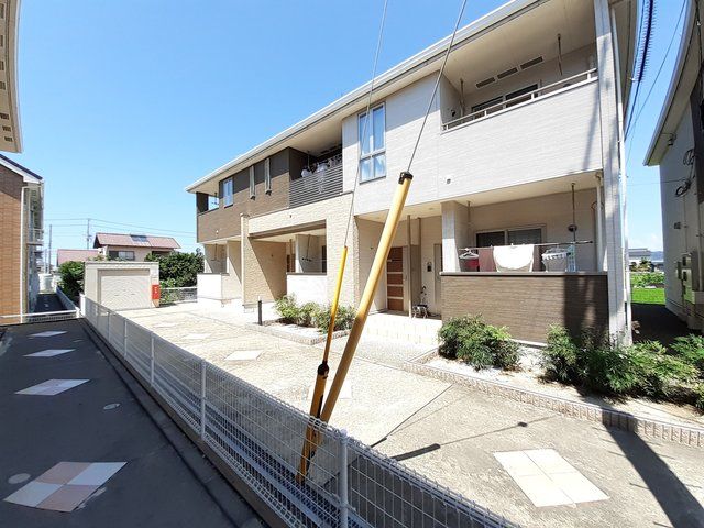 愛媛県新居浜市高田2丁目（アパート）の賃貸物件の外観