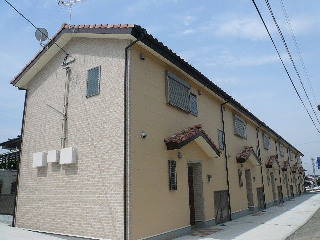 久留米大学前駅より徒歩12分 築17年2ヶ月 2階建の賃貸物件