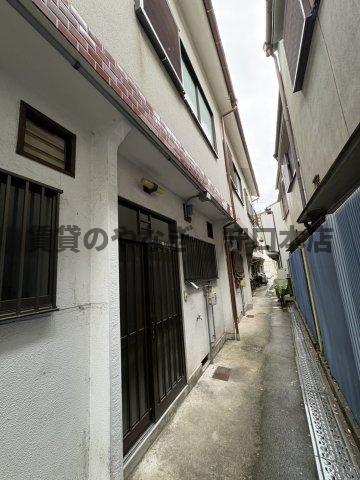 萱島駅より徒歩5分 築42年 2階建の賃貸物件