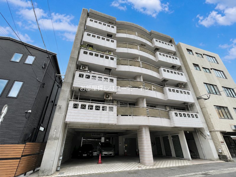 鹿児島中央駅より徒歩8分 築37年11ヶ月 6階建の賃貸物件