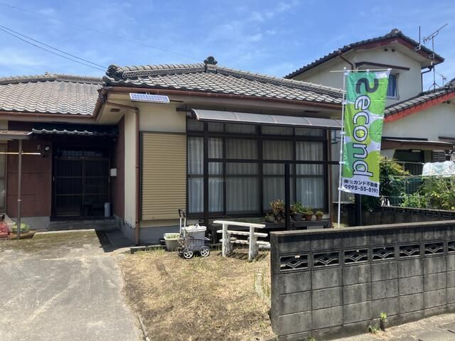 隼人駅より徒歩50分 築45年2ヶ月 1階建の賃貸物件