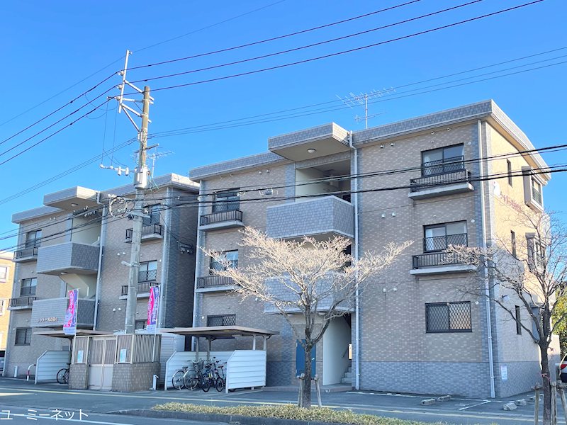 光の森駅より徒歩6分 築22年1ヶ月 3階建の賃貸物件
