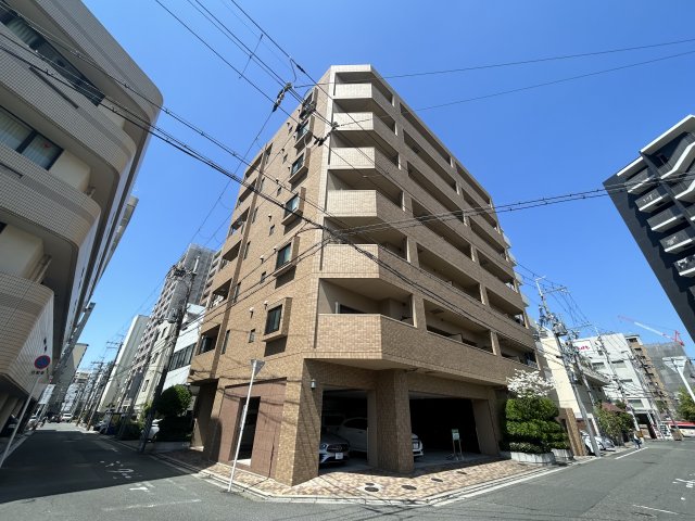 江坂駅より徒歩6分 築22年4ヶ月 7階建の賃貸物件