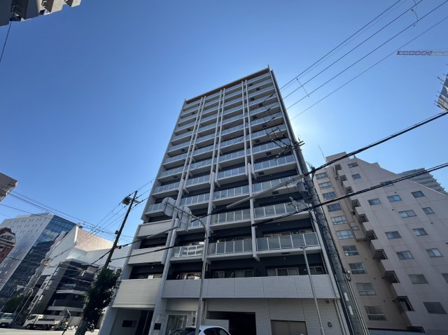 新大阪駅より徒歩5分 築9年4ヶ月 14階建の賃貸物件