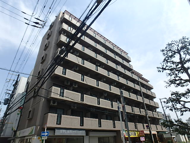 江坂駅より徒歩3分 築26年8ヶ月 8階建の賃貸物件