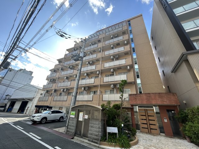 江坂駅より徒歩5分 築26年1ヶ月 8階建の賃貸物件