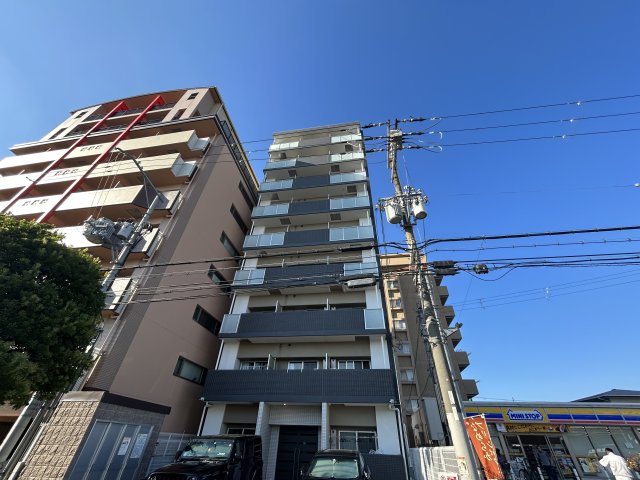 南吹田駅より徒歩7分 築5年6ヶ月 9階建の賃貸物件