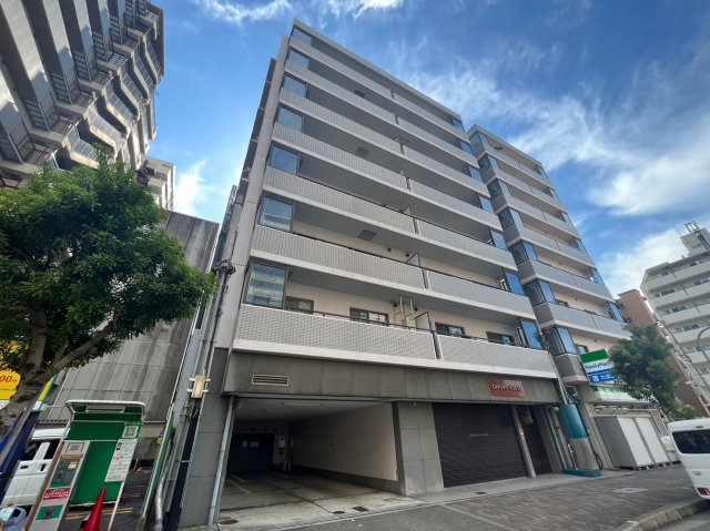 新大阪駅より徒歩11分 築30年 8階建の賃貸物件
