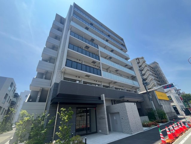 江坂駅より徒歩9分 築2年10ヶ月 8階建の賃貸物件