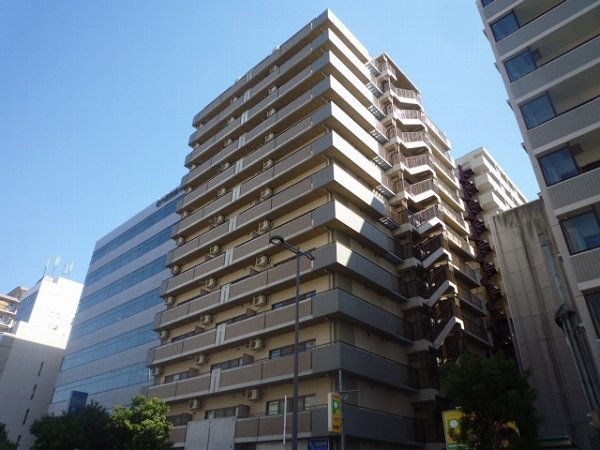 新大阪駅より徒歩10分 築28年7ヶ月 13階建の賃貸物件