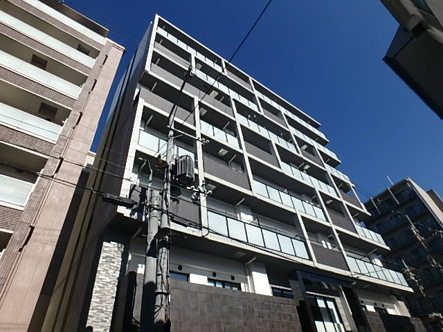 西中島南方駅より徒歩5分 築8年4ヶ月 8階建の賃貸物件