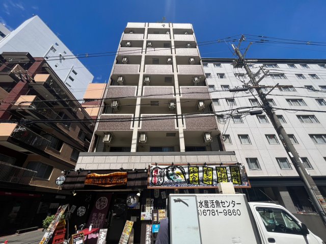  築16年5ヶ月 8階建の賃貸物件