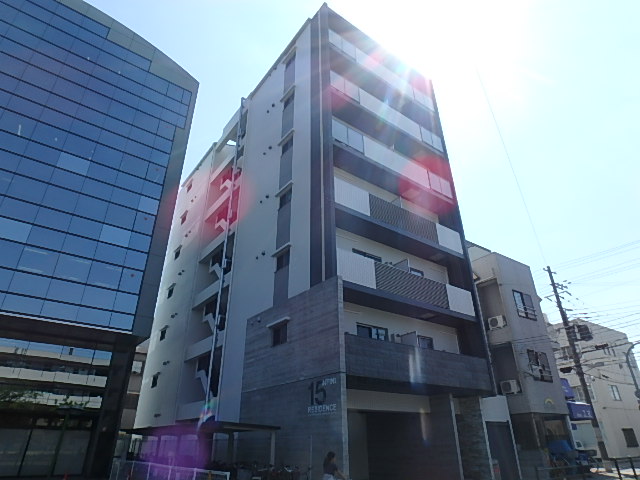 江坂駅より徒歩4分 築9年4ヶ月 7階建の賃貸物件