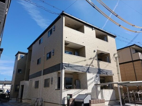 南吹田駅より徒歩5分 築1年8ヶ月 3階建の賃貸物件