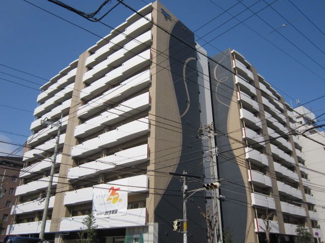 東三国駅より徒歩4分 築11年4ヶ月 10階建の賃貸物件