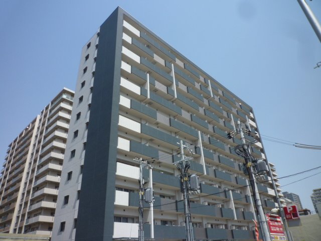 新大阪駅より徒歩13分 築18年3ヶ月 12階建の賃貸物件