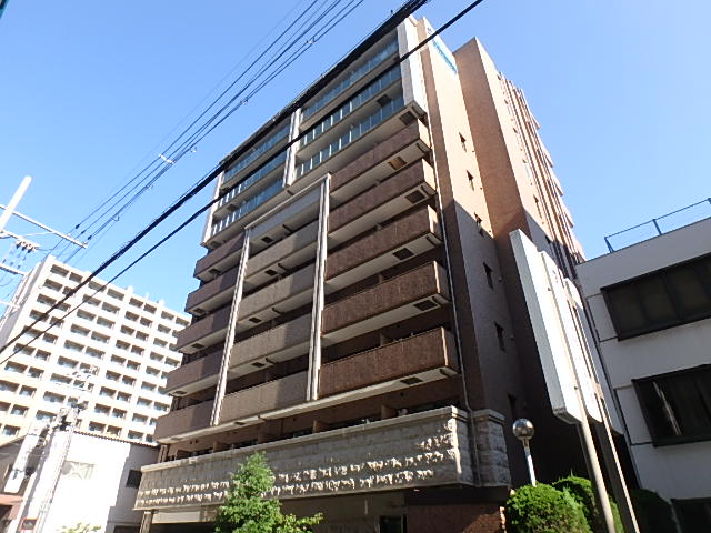 江坂駅より徒歩5分 築12年6ヶ月 10階建の賃貸物件