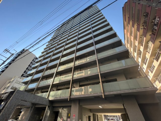 江坂駅より徒歩5分 築5年6ヶ月 20階建の賃貸物件