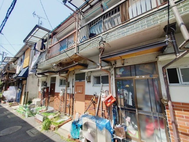 住道駅より徒歩20分 築62年4ヶ月 2階建の賃貸物件