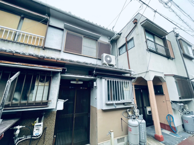 守口駅より徒歩20分 築62年 2階建の賃貸物件