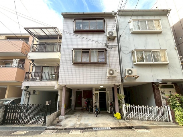 萱島駅より徒歩10分 築33年6ヶ月 3階建の賃貸物件