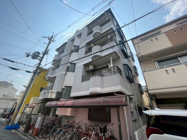 寝屋川市駅より徒歩19分 築35年7ヶ月 4階建の賃貸物件