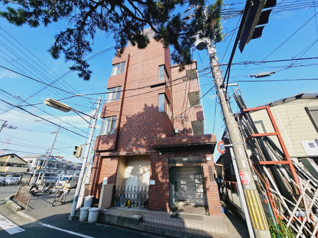 門真南駅より徒歩20分 築39年7ヶ月 4階建の賃貸物件